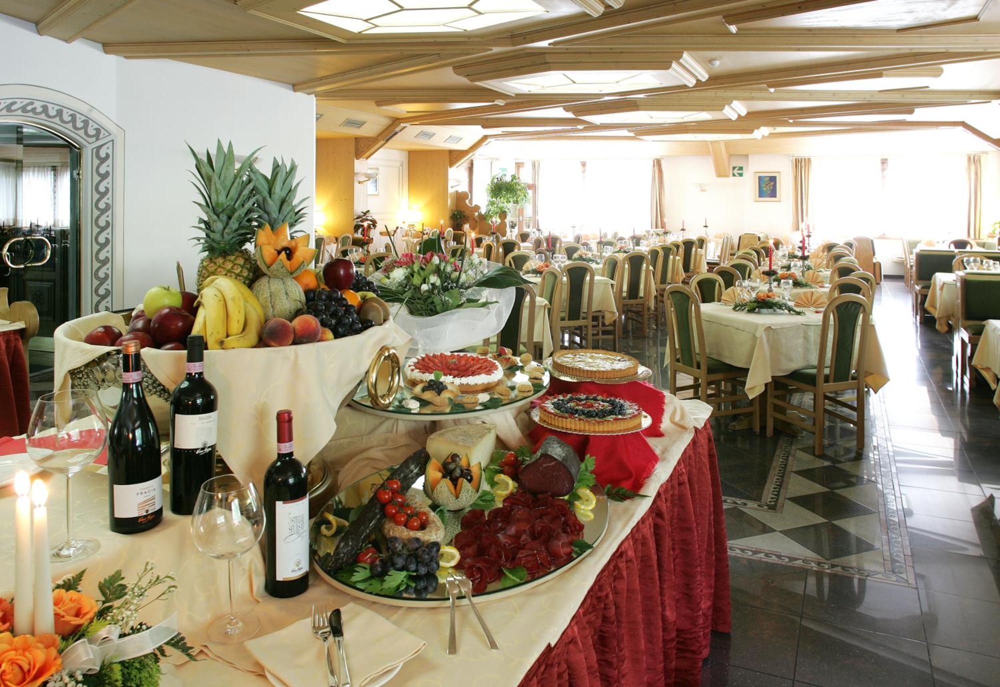 Hotel Santanton 보르미오 외부 사진