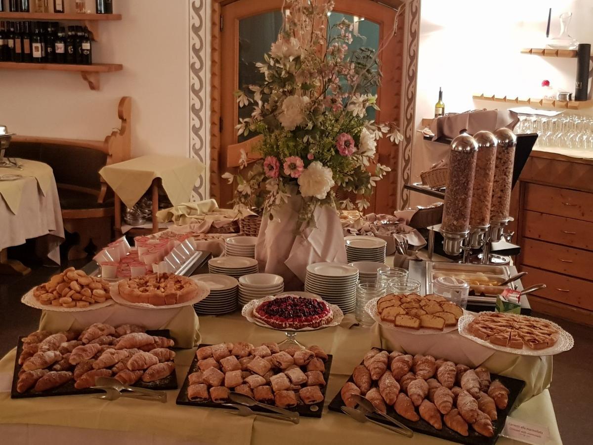 Hotel Santanton 보르미오 외부 사진