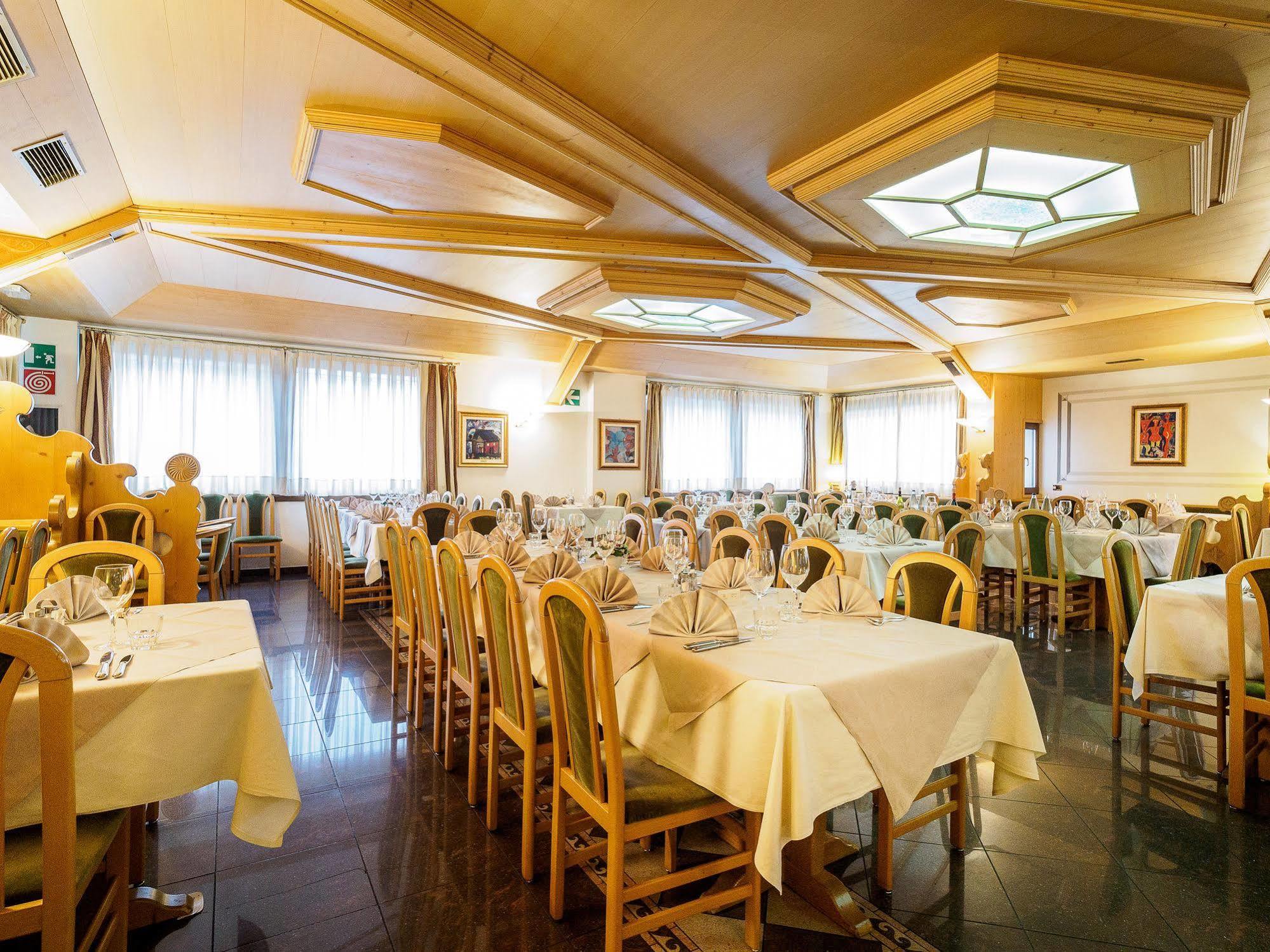 Hotel Santanton 보르미오 외부 사진