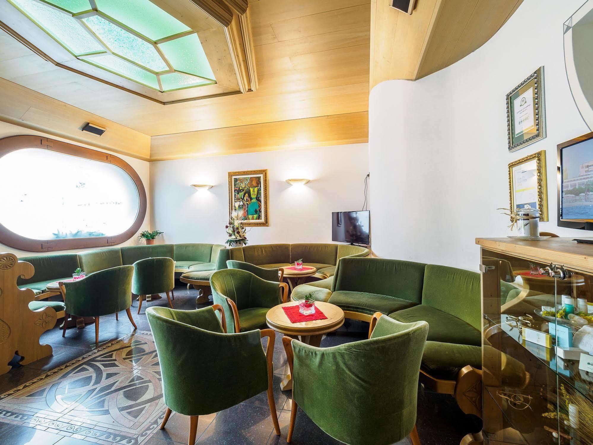 Hotel Santanton 보르미오 외부 사진