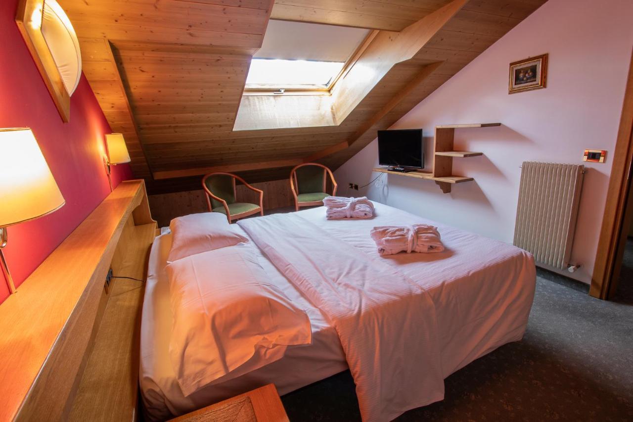 Hotel Santanton 보르미오 외부 사진